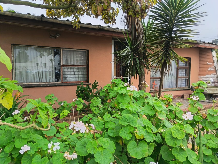 4 Bedroom Property for Sale in Belmont Park Western Cape